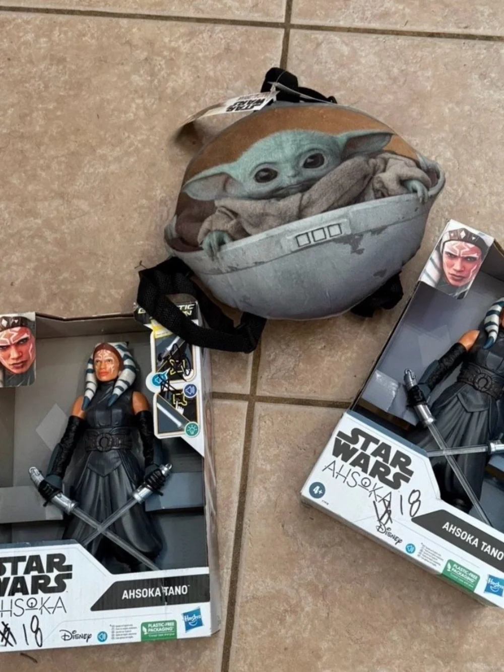 Star Wars Kids Ahsoka Tano Costume Set with Green Grogu Plush Backpack